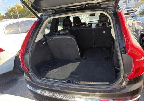 2023 Volvo XC90 B5 Plus