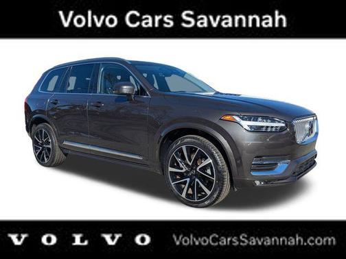 2023 Volvo XC90 B5 Plus