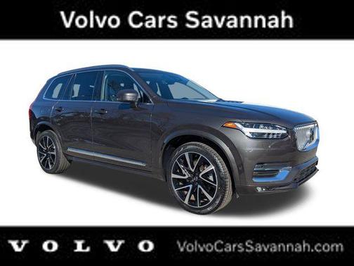 2023 Volvo XC90 B5 Plus
