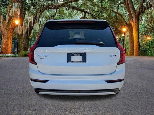 2026 Volvo XC90 B6 Ultra Dark Theme 7-Seater