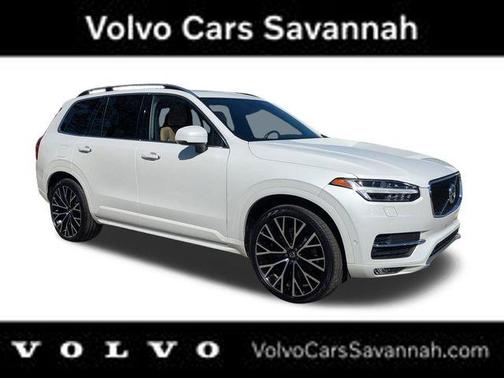 2019 Volvo XC90 T6 Momentum