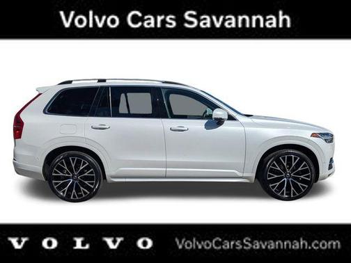 2019 Volvo XC90 T6 Momentum