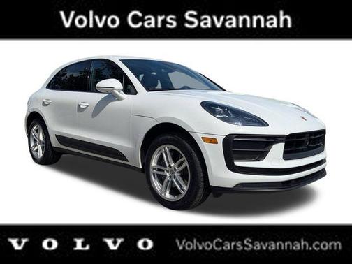 2023 Porsche Macan Base