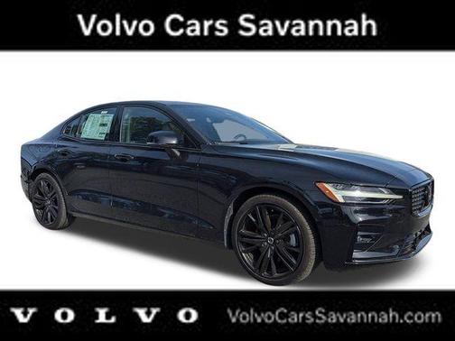 2024 Volvo S60 B5 Plus Black Edition
