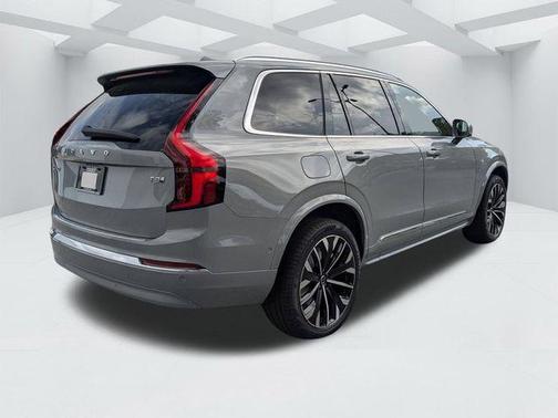 Gray Metallic 2025 Volvo XC90 Plug-In Hybrid T8 Plus 7-Seater