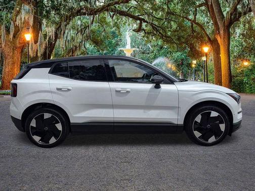 2025 Volvo EX30 Twin Motor Ultra