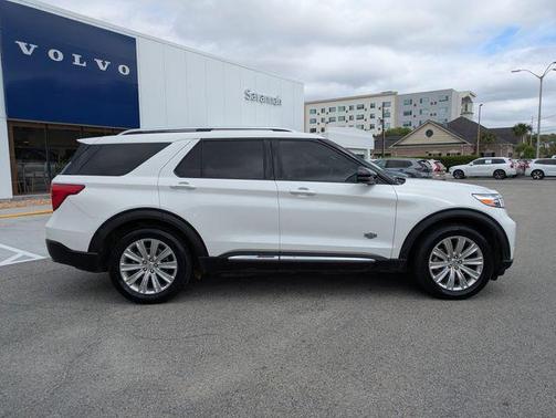 White Metallic 2021 Ford Explorer King Ranch