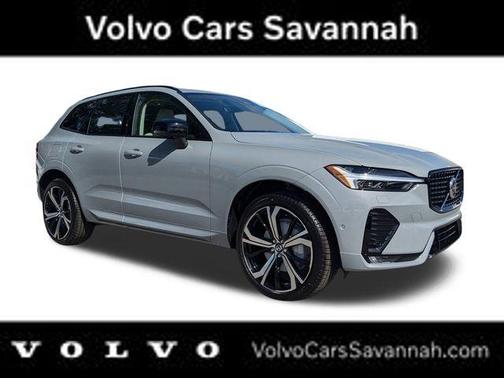 2025 Volvo XC60 B5 Ultra