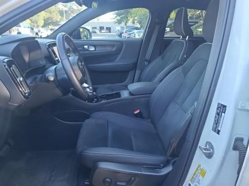 2023 Volvo C40 Recharge Pure Electric Twin Ultimate