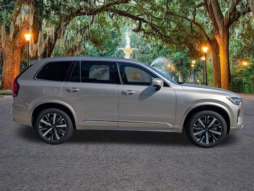 2026 Volvo XC90 B5 Core