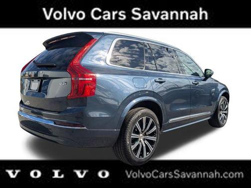 2024 Volvo XC90 B5 Core Bright Theme