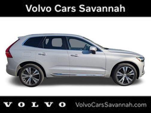 2023 Volvo XC60 B5 Plus Bright Theme