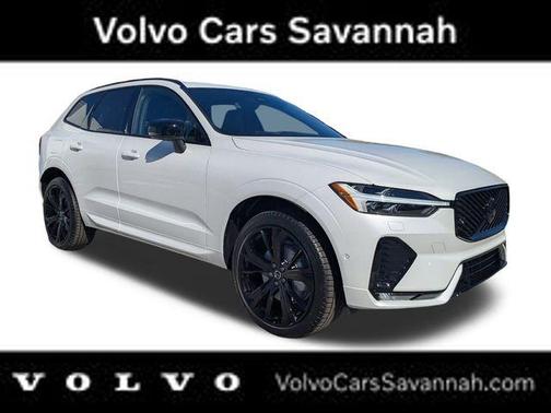 2026 Volvo XC60 B5 Ultra Black Edition