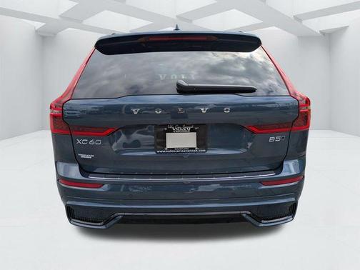 Denim Blue Metallic 2026 Volvo XC60 B5 Plus