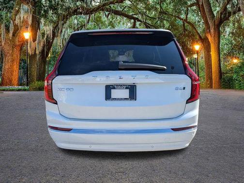 2026 Volvo XC90 B6 Core