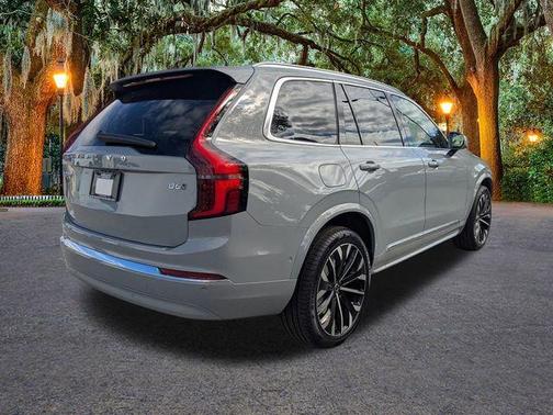 2026 Volvo XC90 B6 Plus 7-Seater