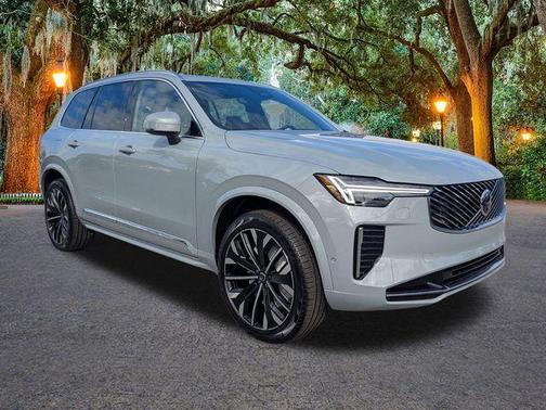 2026 Volvo XC90 B6 Plus 7-Seater