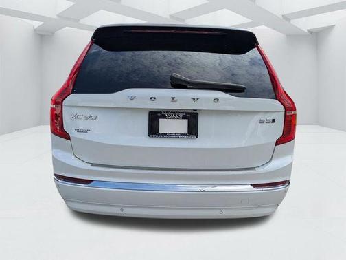 Crystal White 2023 Volvo XC90 B5 Plus