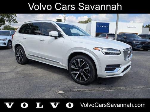 Crystal White 2023 Volvo XC90 B5 Plus