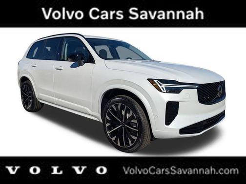 2026 Volvo XC90 B6 Ultra Dark Theme 6-Seater