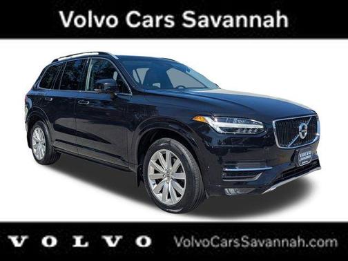 2019 Volvo XC90 T6 Momentum