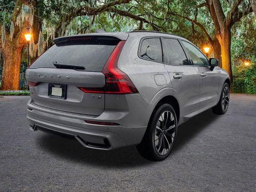 2026 Volvo XC60 Plug-In Hybrid T8 Ultra