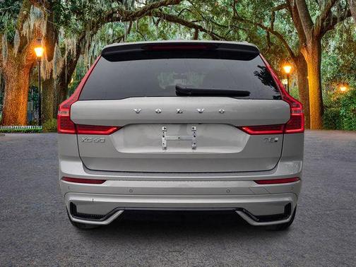 2025 Volvo XC60 Plug-In Hybrid T8 Core
