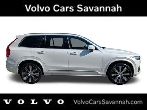 2024 Volvo XC90 B5 Plus Bright Theme