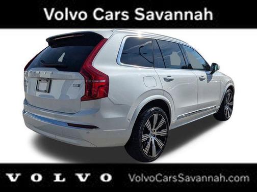 2024 Volvo XC90 B5 Plus Bright Theme