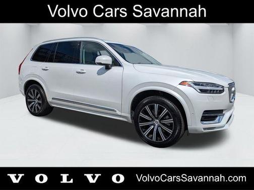 Crystal White 2024 Volvo XC90 B5 Plus Bright Theme