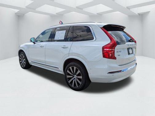 Crystal White 2024 Volvo XC90 B5 Plus Bright Theme