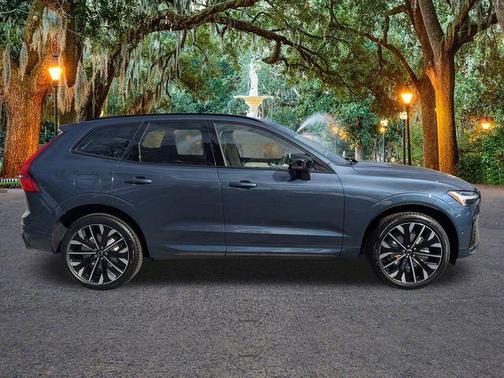 2026 Volvo XC60 B5 Ultra