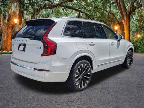 2026 Volvo XC90 B6 Ultra 7-Seater