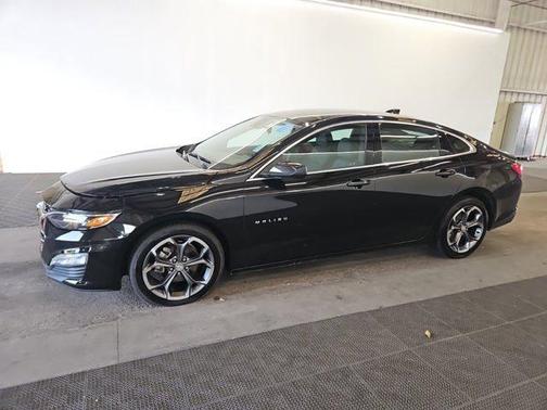 Mosaic Black Metallic 2024 Chevrolet Malibu LT