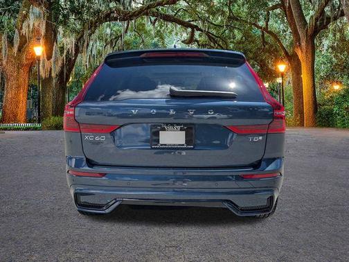 2026 Volvo XC60 Plug-In Hybrid T8 Ultra