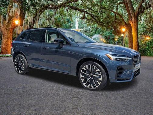 2026 Volvo XC60 Plug-In Hybrid T8 Ultra