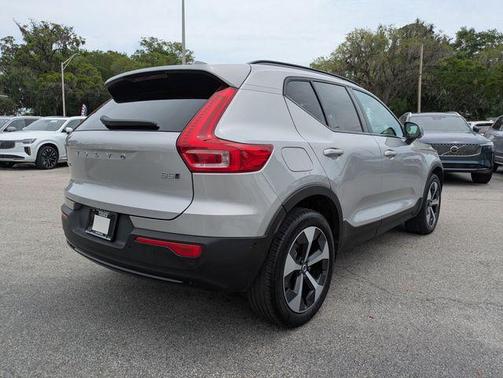 Silver 2025 Volvo XC40 B5 Plus Dark Theme