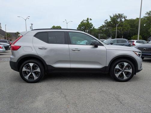 Silver 2025 Volvo XC40 B5 Plus Dark Theme