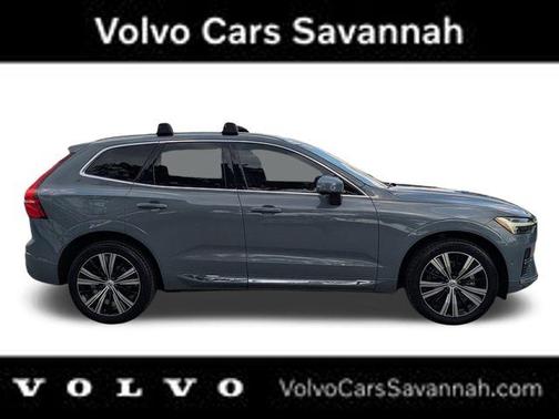 2023 Volvo XC60 B5 Ultimate Bright Theme