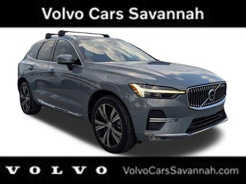 2023 Volvo XC60 B5 Ultimate Bright Theme