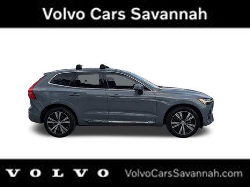 2023 Volvo XC60 B5 Ultimate Bright Theme
