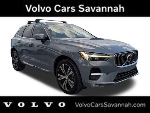 2023 Volvo XC60 B5 Ultimate Bright Theme