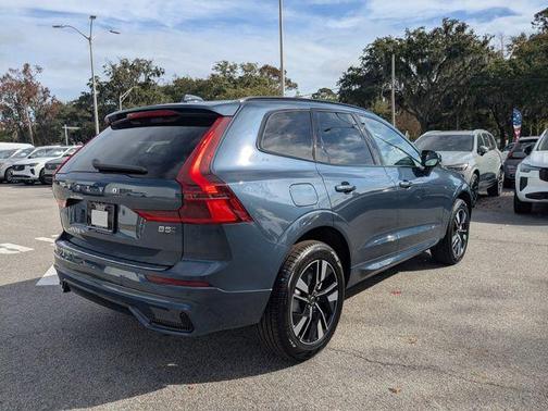2026 Volvo XC60 B5 Core