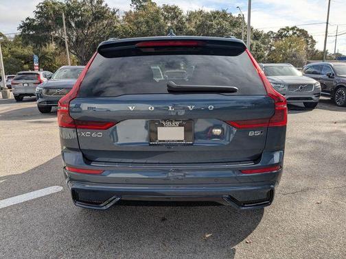 2026 Volvo XC60 B5 Core