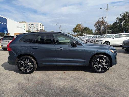 2026 Volvo XC60 B5 Core