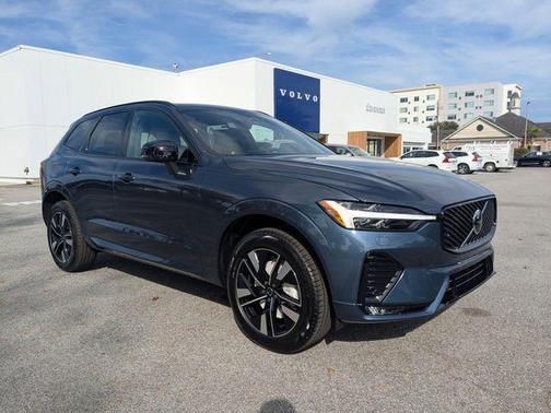 2026 Volvo XC60 B5 Core