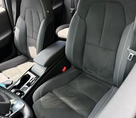 Thunder Gray Metallic 2023 Volvo XC40 B5 Plus Dark Theme
