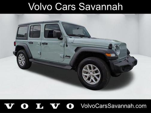 Earl Clearcoat 2023 Jeep Wrangler Sport
