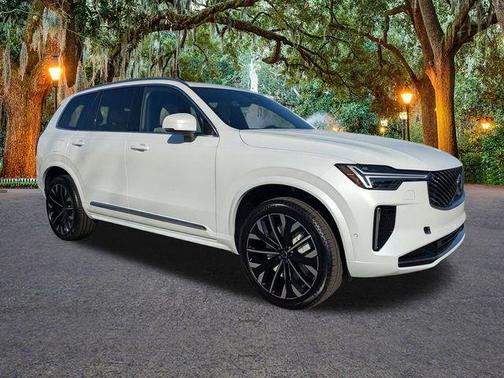 2026 Volvo XC90 B6 Plus 7-Seater