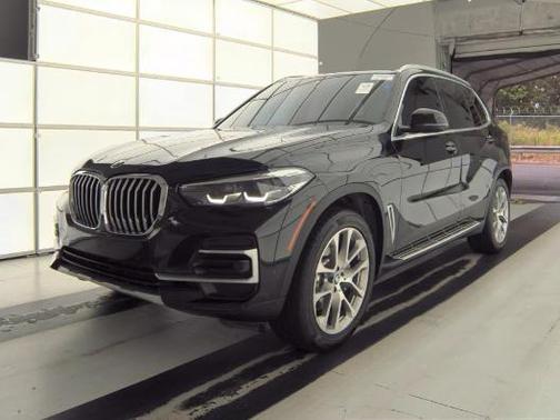 Black Sapphire Metallic 2023 BMW X5 sDrive40i